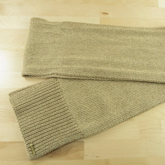 Michael Kors Gold 70x12 in Oblong Wool Blend Scarf - Picture 1 of 2